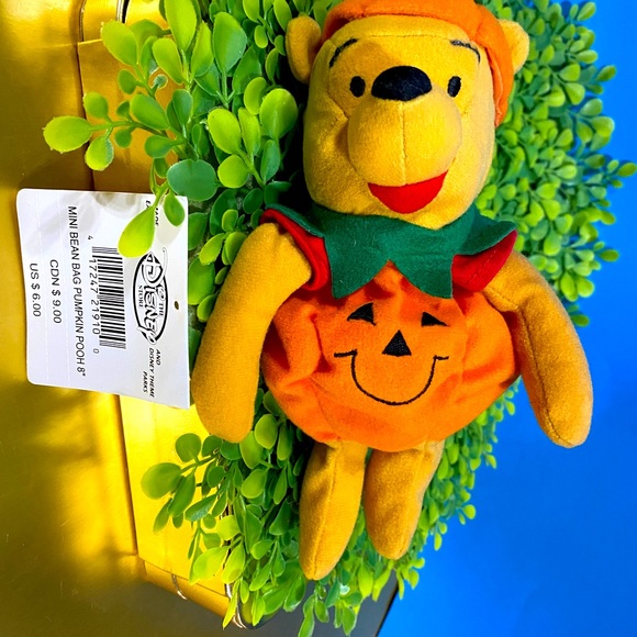 DISNEY STORE EXCLUSIVE NWT VTG HALLOWEEN PUMPKIN WINNIE THE POOH MINI BEABN BAG - Picture 5 of 11